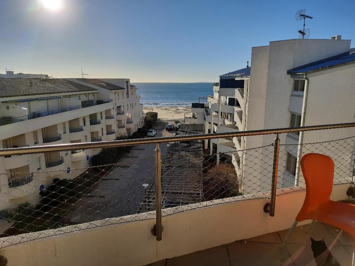 Residence Chateau Leenhardt - Appartement T2 Face A La Mer Le Grau-du-Roi Bagian luar foto